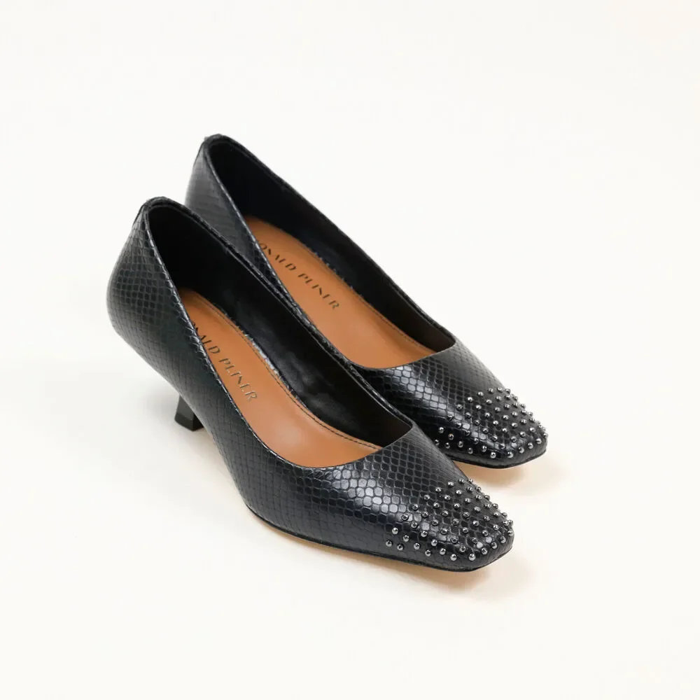 Donald Pliner Women Studded Snake Embossed Kitten Heel Pumps Black Size 6